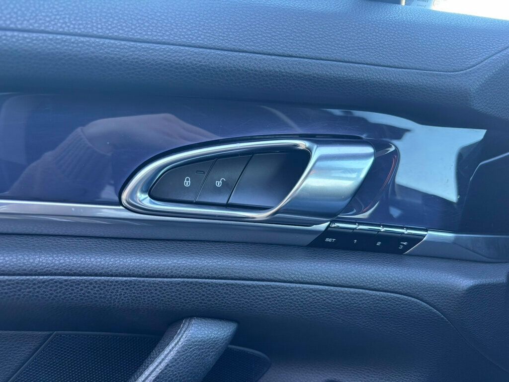 2014 Porsche Panamera 2014 PORSCHE PANAMERA S E-HYBRID PREMIUM PKG EXTERIOR BLACK PKG - 22737141 - 37
