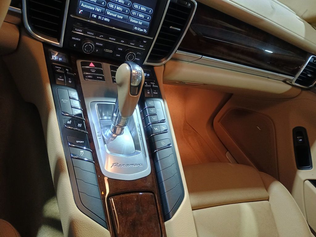 2014 Porsche Panamera 4dr Hatchback 4 Clean Carfax Florida Car - 22958111 - 23