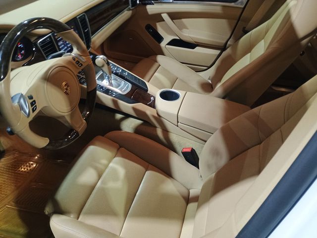 2014 Porsche Panamera 4dr Hatchback 4 Clean Carfax Florida Car - 22958111 - 25