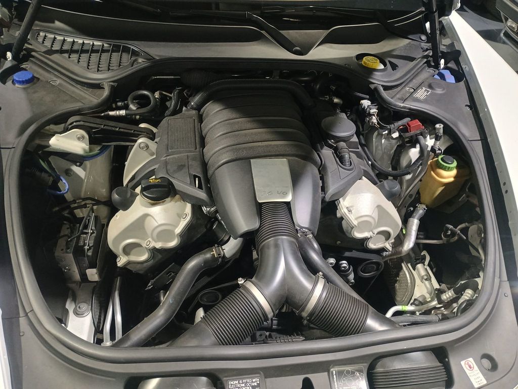 2014 Porsche Panamera 4dr Hatchback 4 Clean Carfax Florida Car - 22958111 - 38