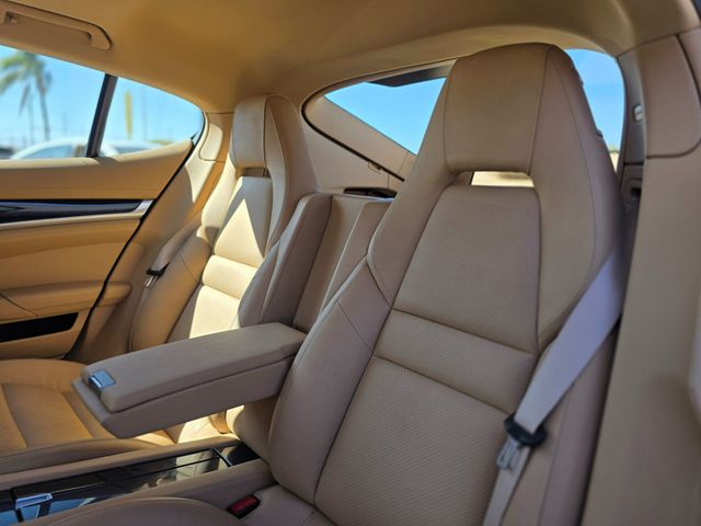 2014 Porsche Panamera 4dr Hatchback S E-Hybrid - 22981399 - 21