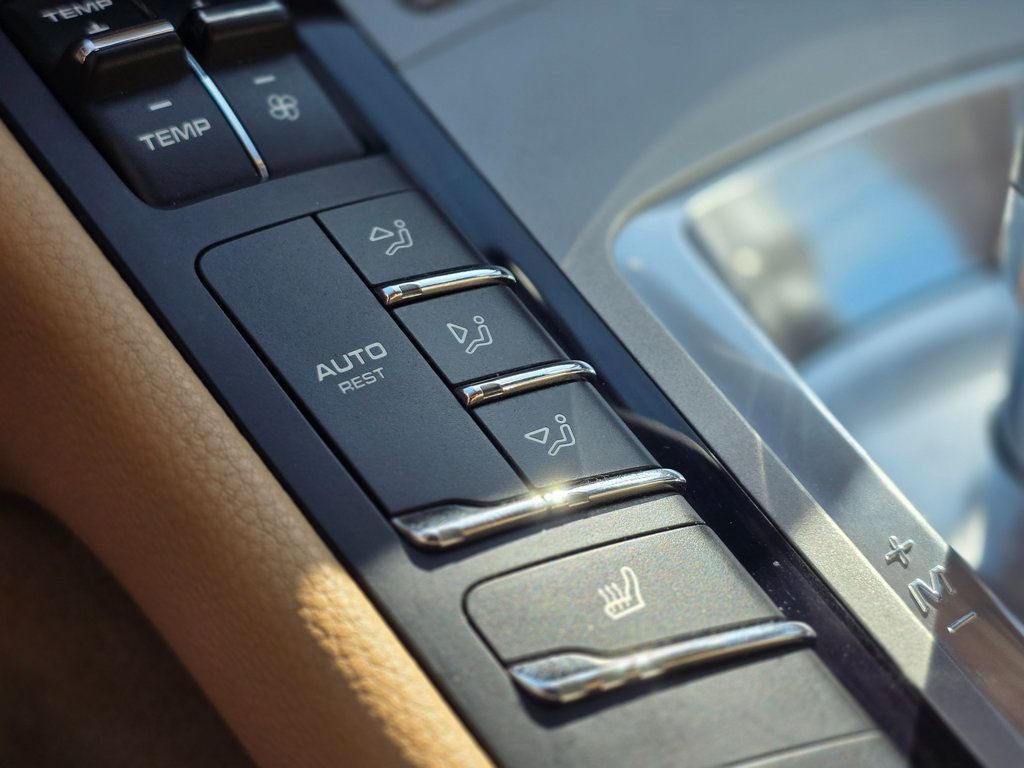 2014 Porsche Panamera 4dr Hatchback S E-Hybrid - 22981399 - 41