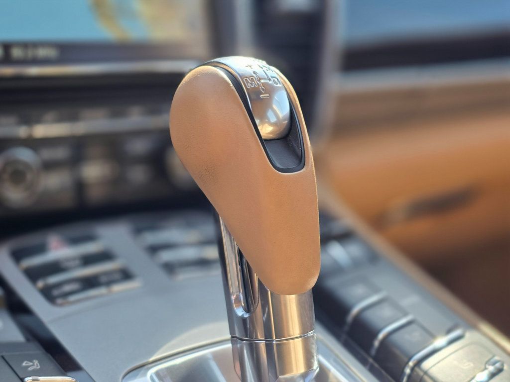 2014 Porsche Panamera 4dr Hatchback S E-Hybrid - 22981399 - 43