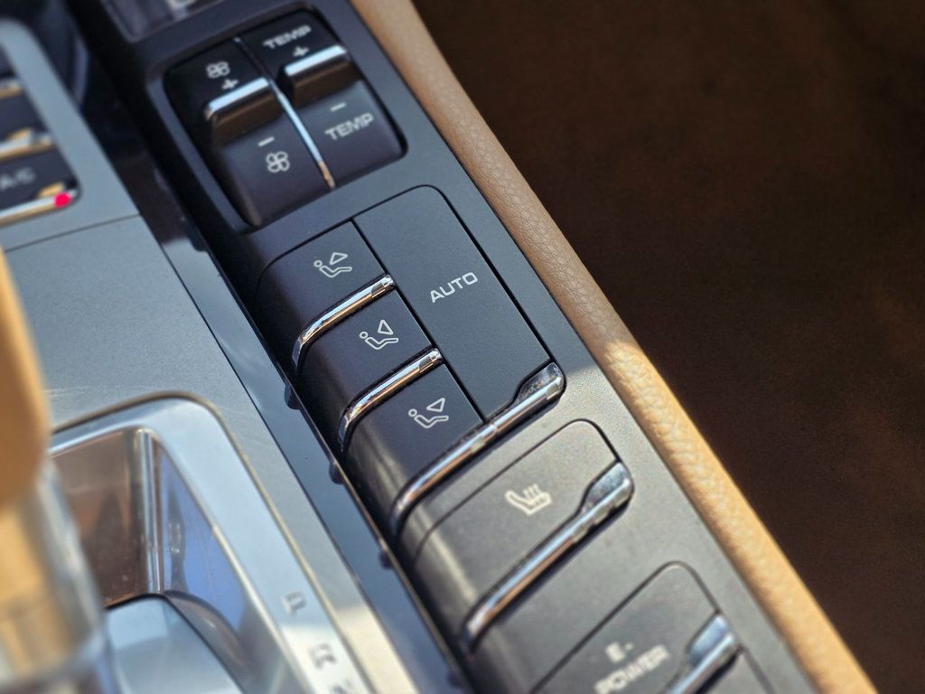 2014 Porsche Panamera 4dr Hatchback S E-Hybrid - 22981399 - 46