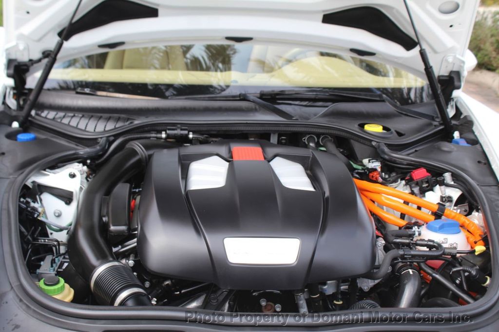 2014 Porsche Panamera S E-Hybrid photo 8