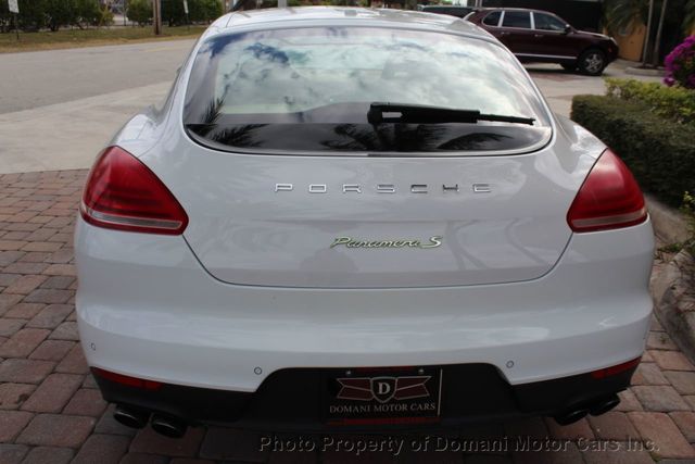 2014 Porsche Panamera One Florida Owner S HYBRD ORIGINALLY $ 109,335 - 20564925 - 16