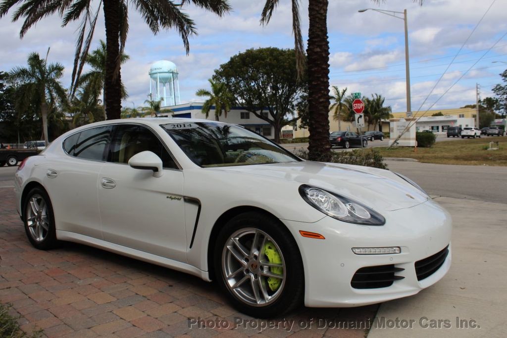 2014 Porsche Panamera S E-Hybrid photo 17