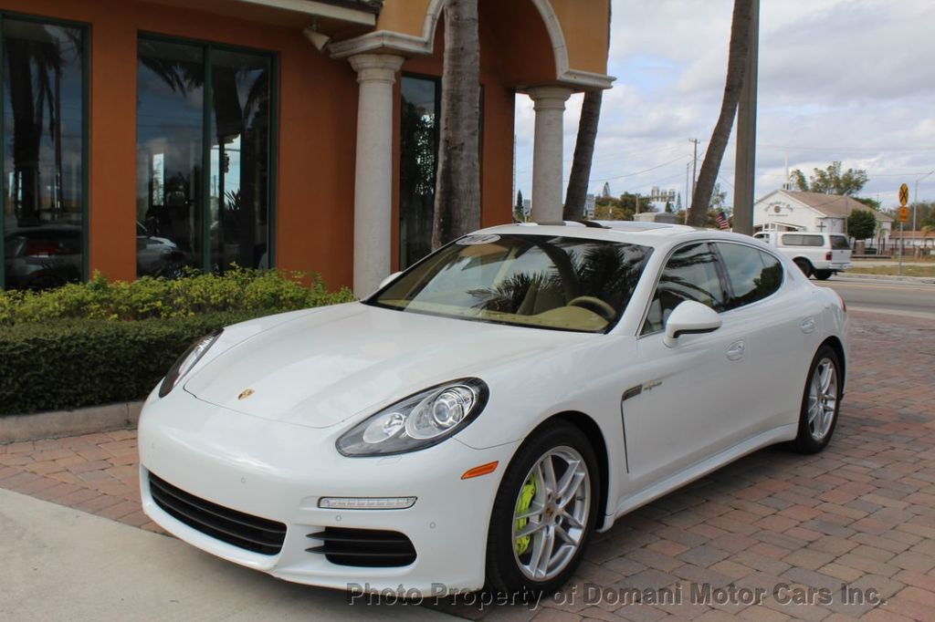 2014 Porsche Panamera S E-Hybrid photo 20