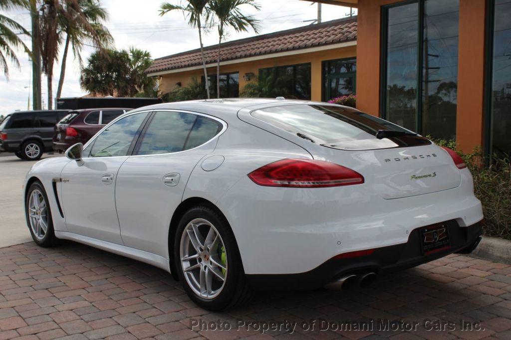 2014 Porsche Panamera S E-Hybrid photo 47