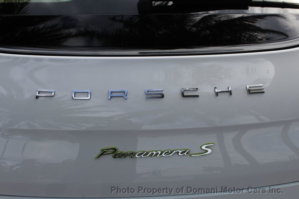 2014 Porsche Panamera S E-Hybrid photo 53