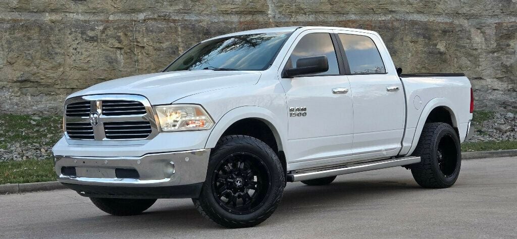 2014 Ram 1500  - 22989331 - 8