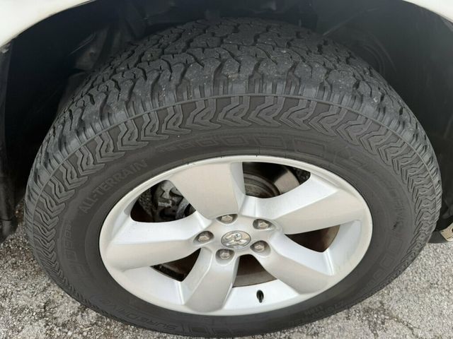2014 Ram 1500 2WD Crew Cab 149" Lone Star - 23096204 - 17