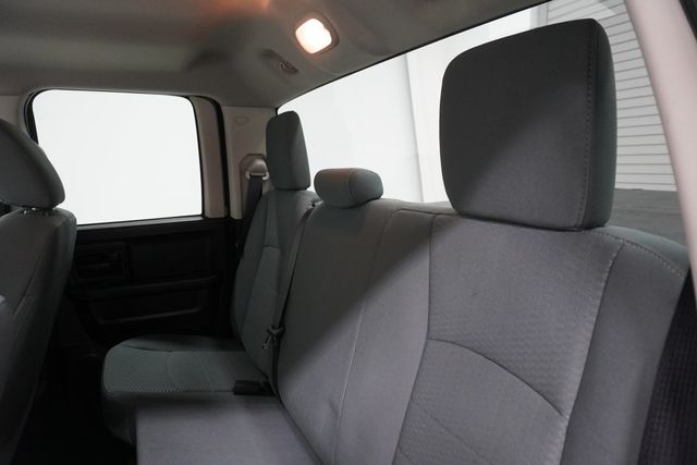 2014 Ram 1500 2WD Quad Cab 140.5" Express - 22997329 - 10
