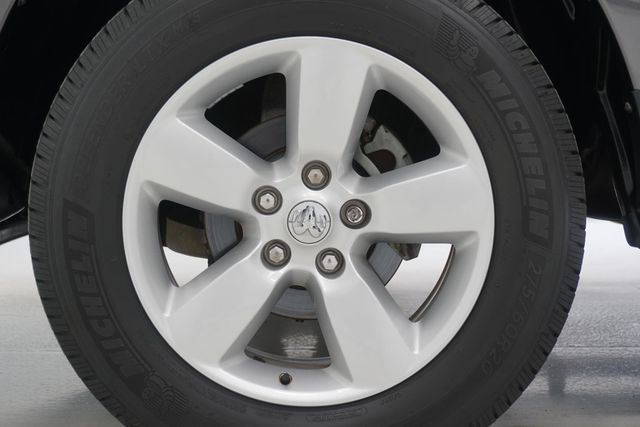 2014 Ram 1500 2WD Quad Cab 140.5" Express - 22997329 - 17