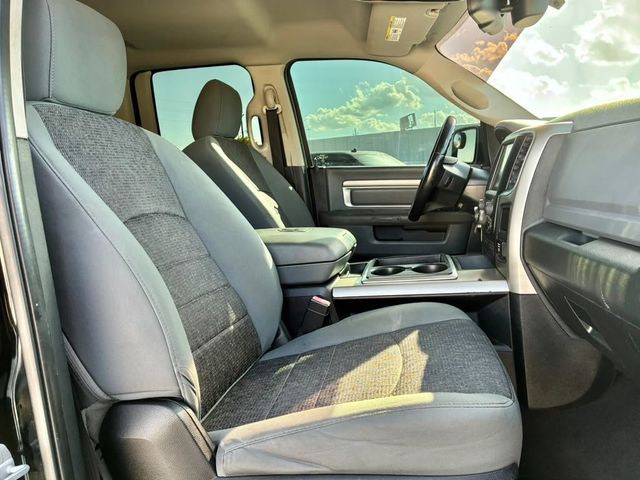 2014 RAM 1500 - Photo 8