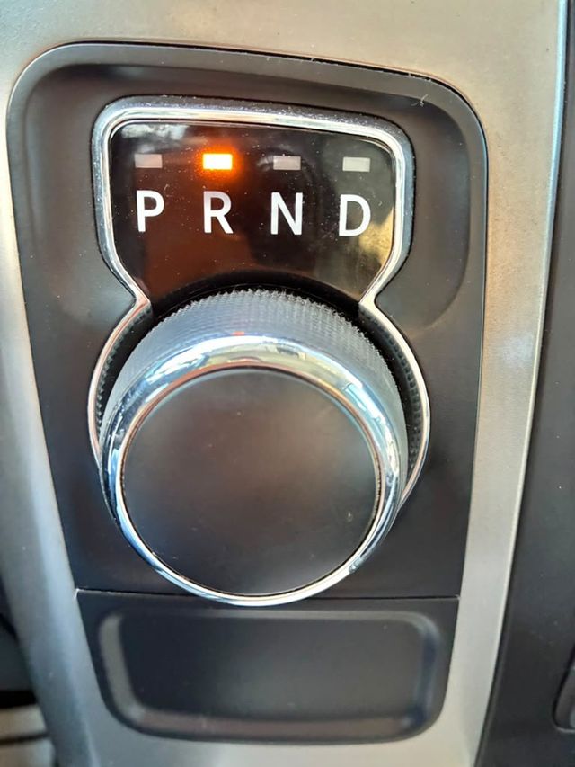 2014 RAM 1500 - Photo 10