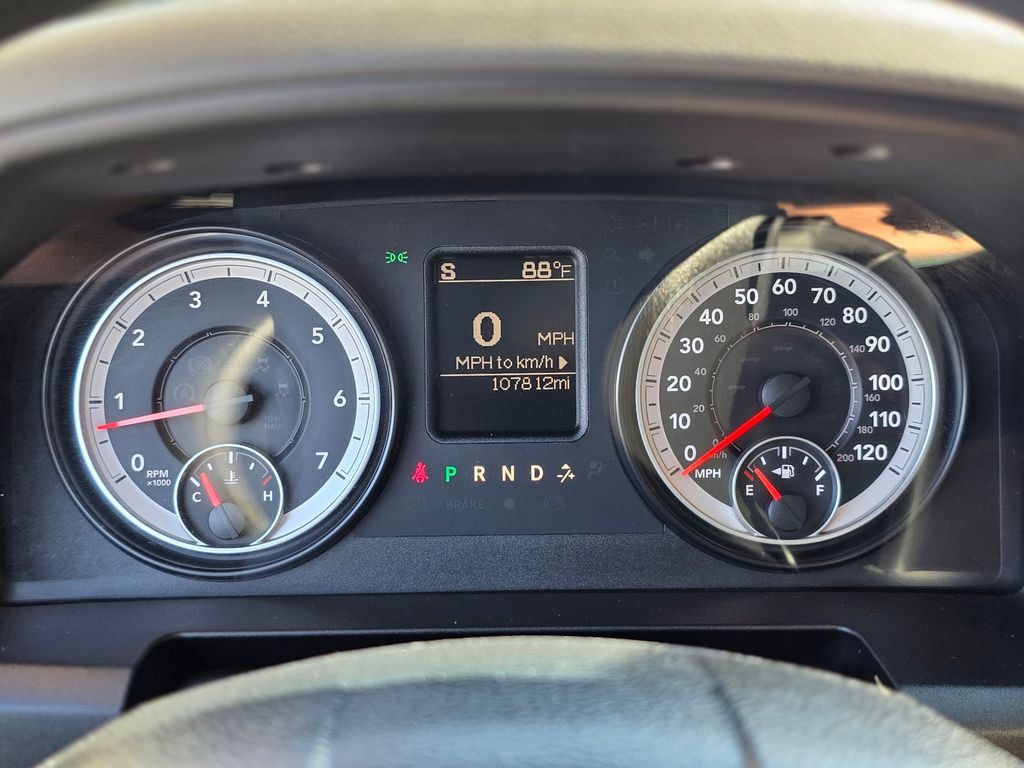 2014 Ram 1500 2WD Reg Cab 120.5" Express - 22991342 - 21