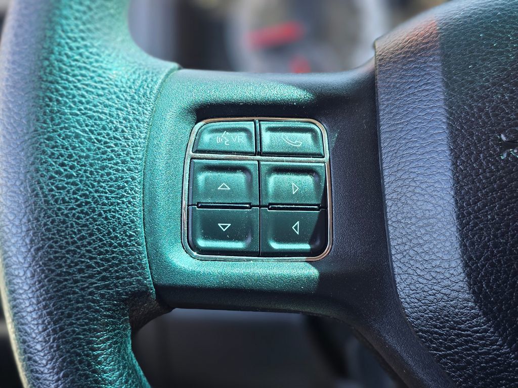 2014 Ram 1500 2WD Reg Cab 120.5" Express - 22991342 - 22