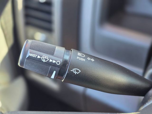 2014 Ram 1500 2WD Reg Cab 120.5" Express - 22991342 - 31