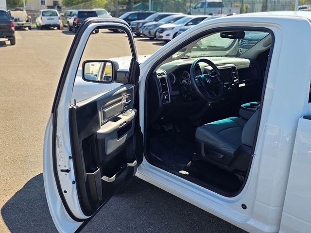 2014 Ram 1500 2WD Reg Cab 120.5" Express - 22991342 - 33