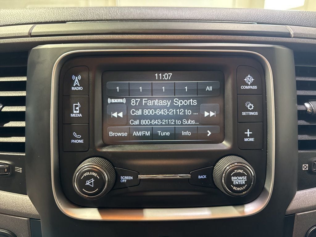 2014 Ram 1500 4WD Crew Cab 140.5" Express - 22997608 - 16