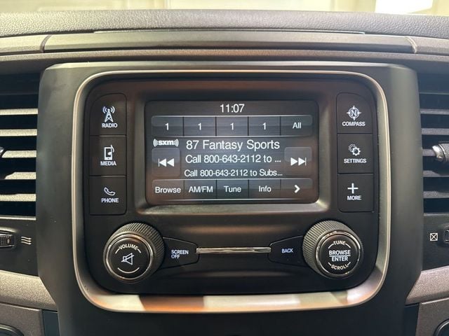 2014 Ram 1500 4WD Crew Cab 140.5" Express - 22997608 - 16