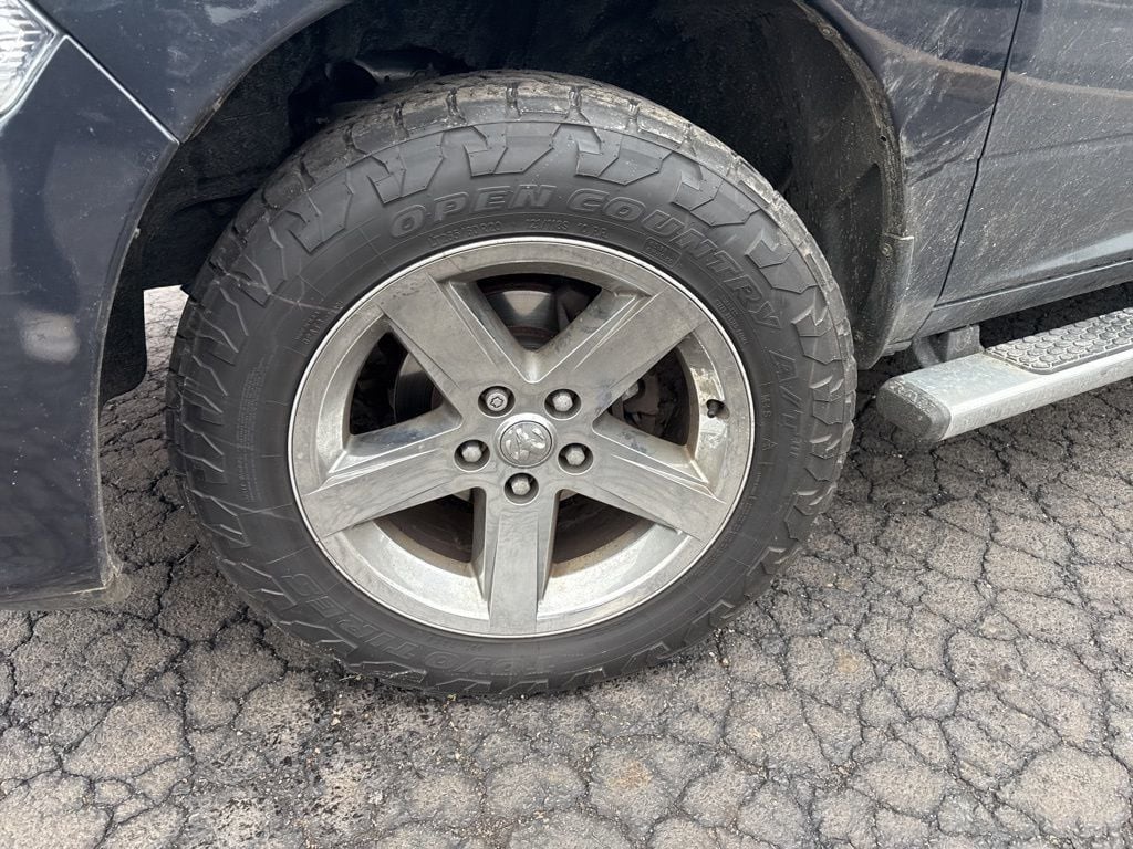 2014 Ram 1500 4WD Crew Cab 140.5" Express - 22997608 - 1