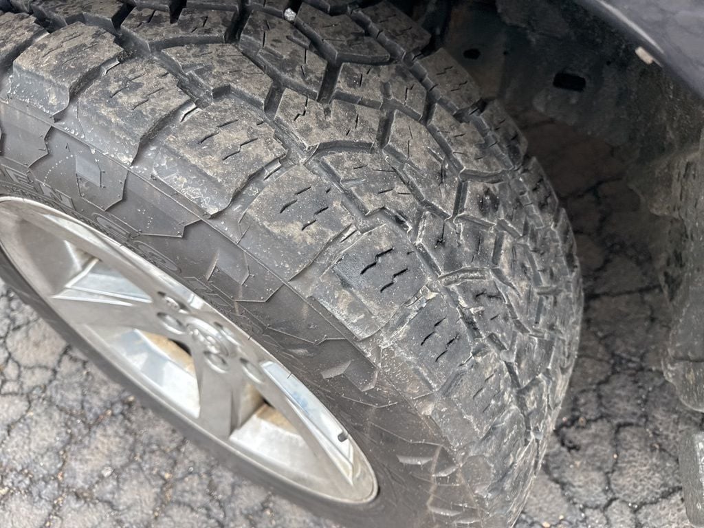 2014 Ram 1500 4WD Crew Cab 140.5" Express - 22997608 - 2