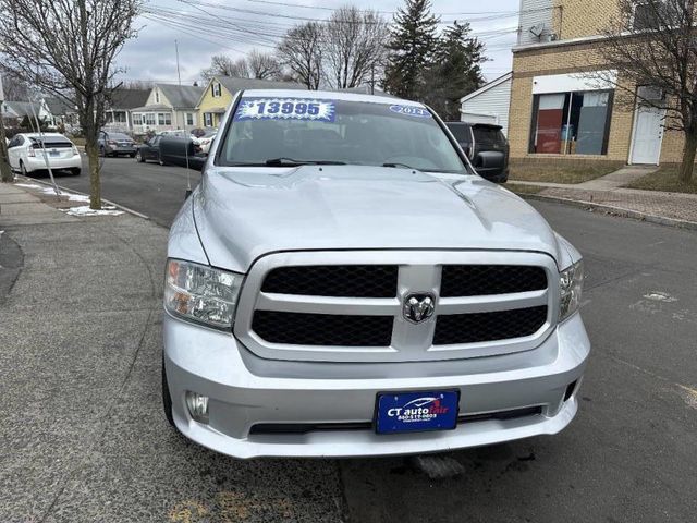 2014 Ram 1500 4WD Crew Cab 140.5" Express - 22958098 - 3