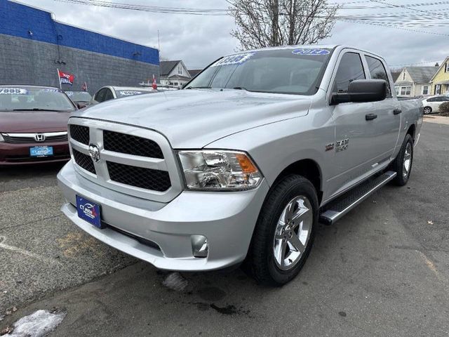 2014 Ram 1500 4WD Crew Cab 140.5" Express - 22958098 - 4