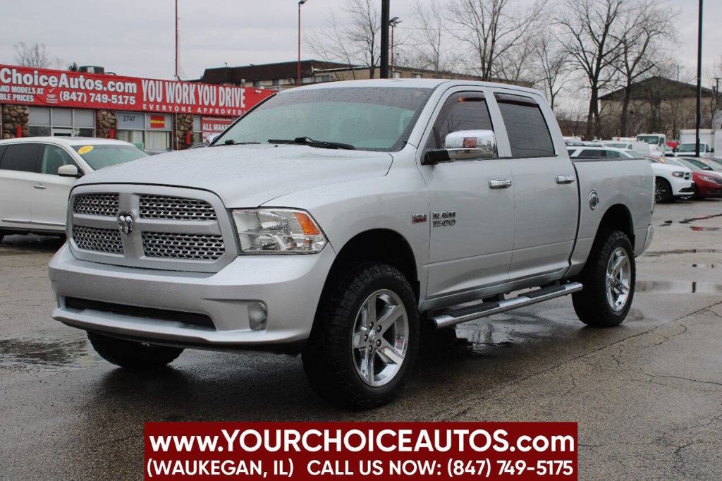 2014 Ram 1500 4WD Crew Cab 140.5" Express - 22765269 - 0