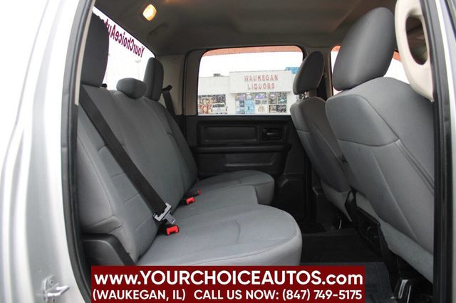 2014 Ram 1500 4WD Crew Cab 140.5" Express - 22765269 - 12