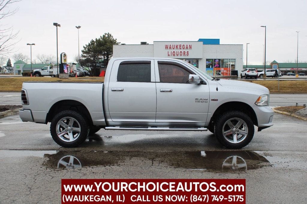 2014 Ram 1500 4WD Crew Cab 140.5" Express - 22765269 - 3