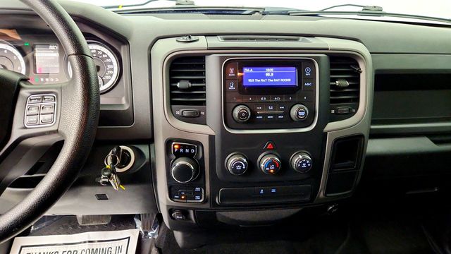2014 Ram 1500 4WD Crew Cab 140.5" Express - 23055633 - 15