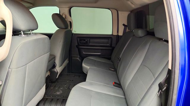 2014 Ram 1500 4WD Crew Cab 140.5" Express - 23055633 - 18