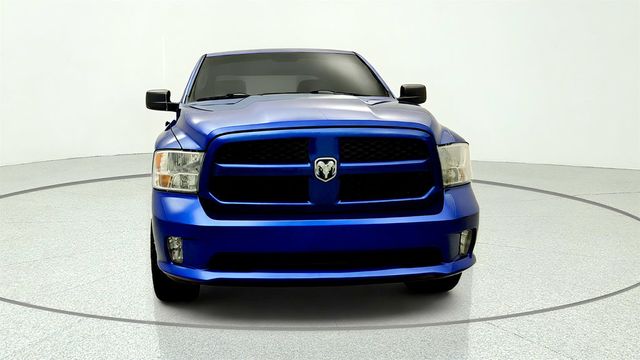 2014 Ram 1500 4WD Crew Cab 140.5" Express - 23055633 - 1