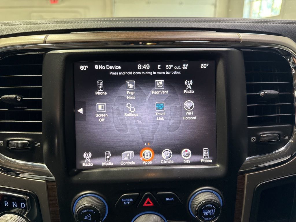 2014 Ram 1500 4WD Crew Cab 140.5" Laramie - 23022283 - 24