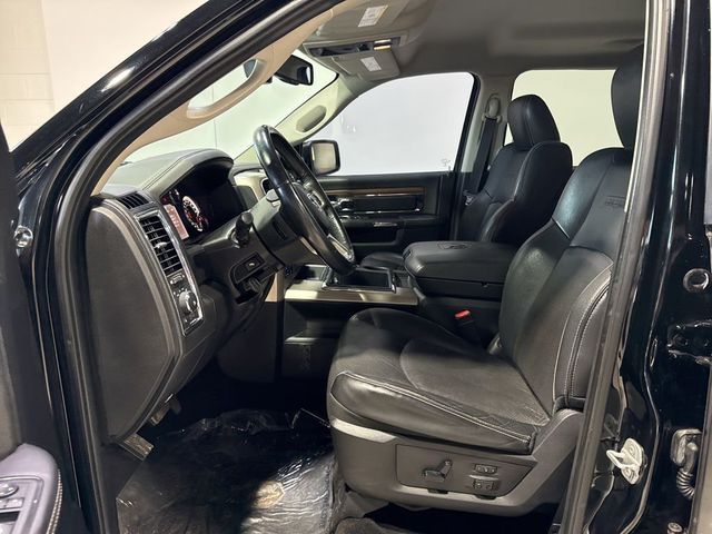 2014 Ram 1500 4WD Crew Cab 140.5" Laramie - 23022283 - 29