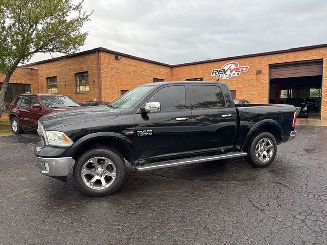2014 Ram 1500 4WD Crew Cab 140.5" Laramie - 23022283 - 3