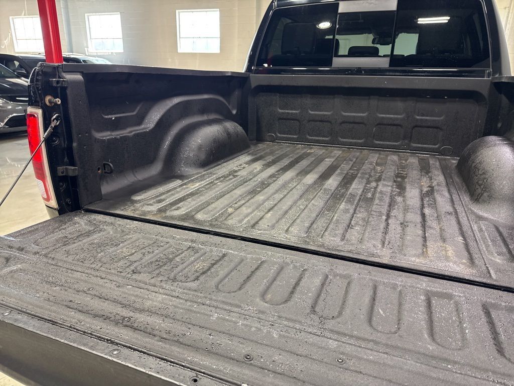 2014 Ram 1500 4WD Crew Cab 140.5" Laramie - 23022283 - 44