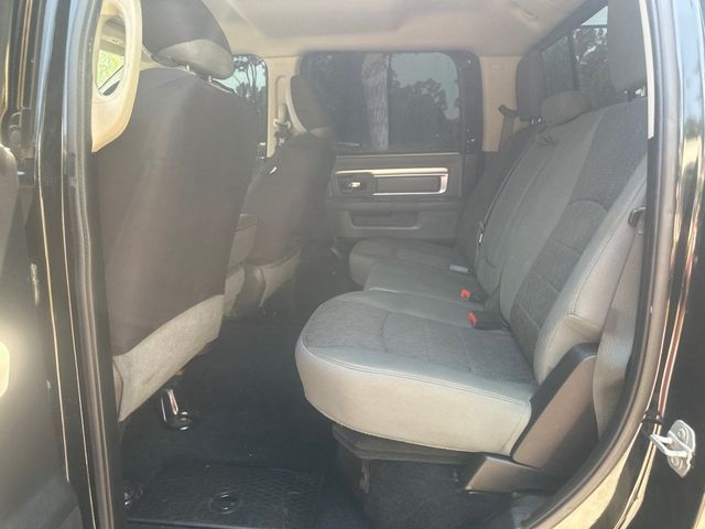 2014 Ram 1500 4WD Crew Cab 140.5" SLT - 23023768 - 11