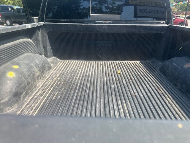 2014 Ram 1500 4WD Crew Cab 140.5" SLT - 23023768 - 12