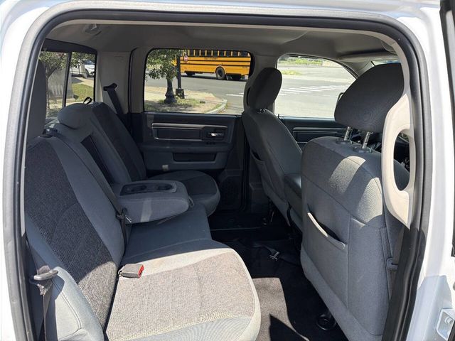 2014 Ram 1500 4WD Crew Cab 140.5" SLT - 23043003 - 10