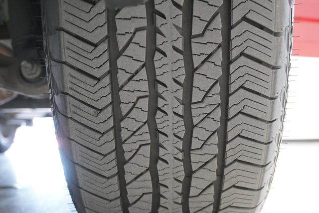 2014 Ram 1500 4WD Crew Cab 140.5" Sport - 23000873 - 27