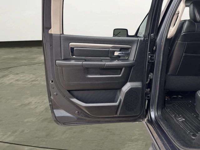 2014 Ram 1500 4WD Crew Cab 140.5" Sport - 22997389 - 11