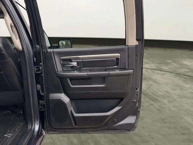 2014 Ram 1500 4WD Crew Cab 140.5" Sport - 22997389 - 14