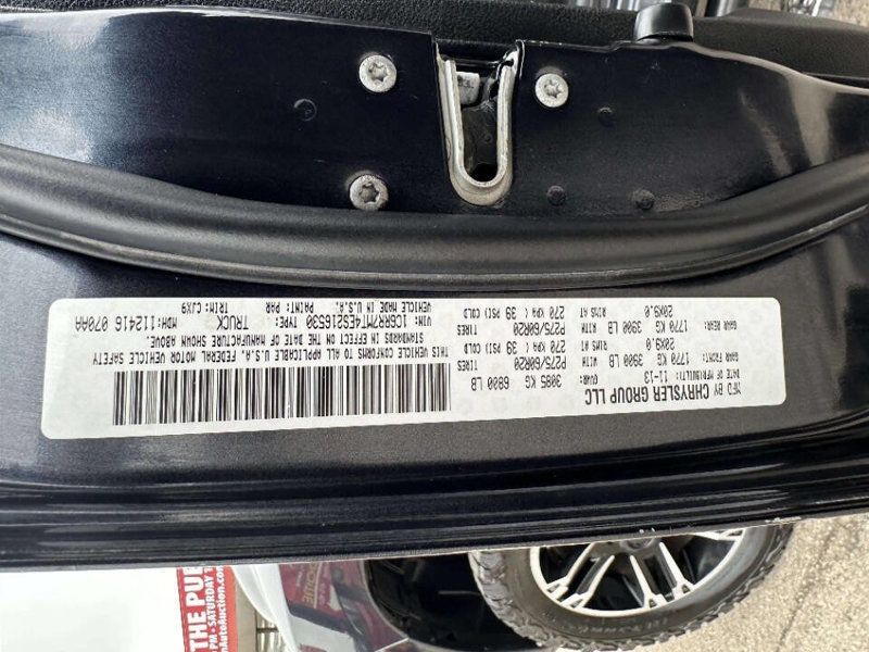 2014 Ram 1500 4WD Crew Cab 140.5" Sport - 22997389 - 22