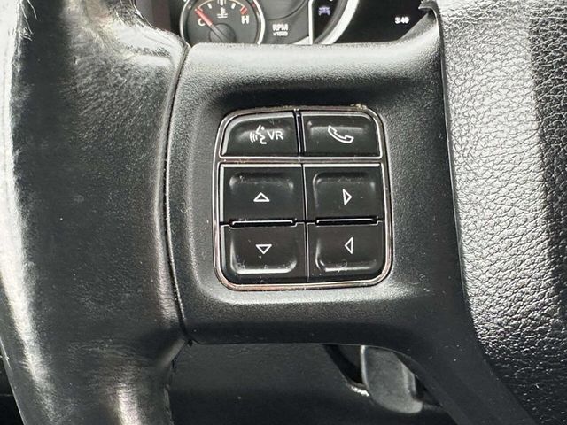 2014 Ram 1500 4WD Crew Cab 140.5" Sport - 22997389 - 30