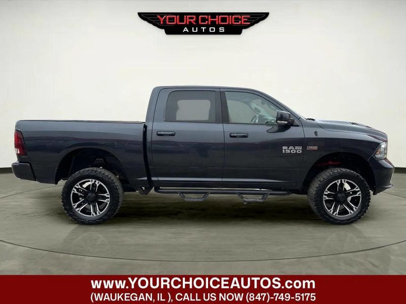 2014 Ram 1500 4WD Crew Cab 140.5" Sport - 22997389 - 5