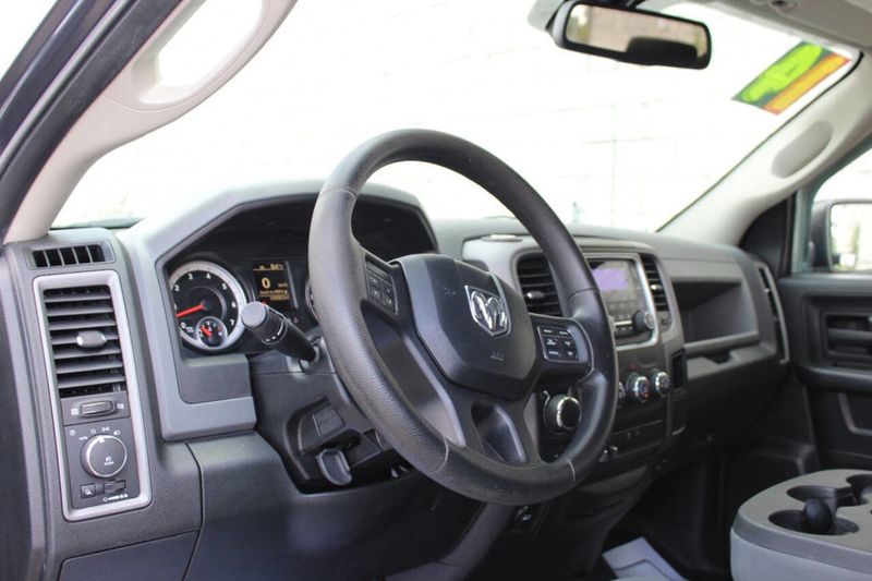 2014 Ram 1500 4WD Crew Cab 140.5" Tradesman - 22906847 - 9